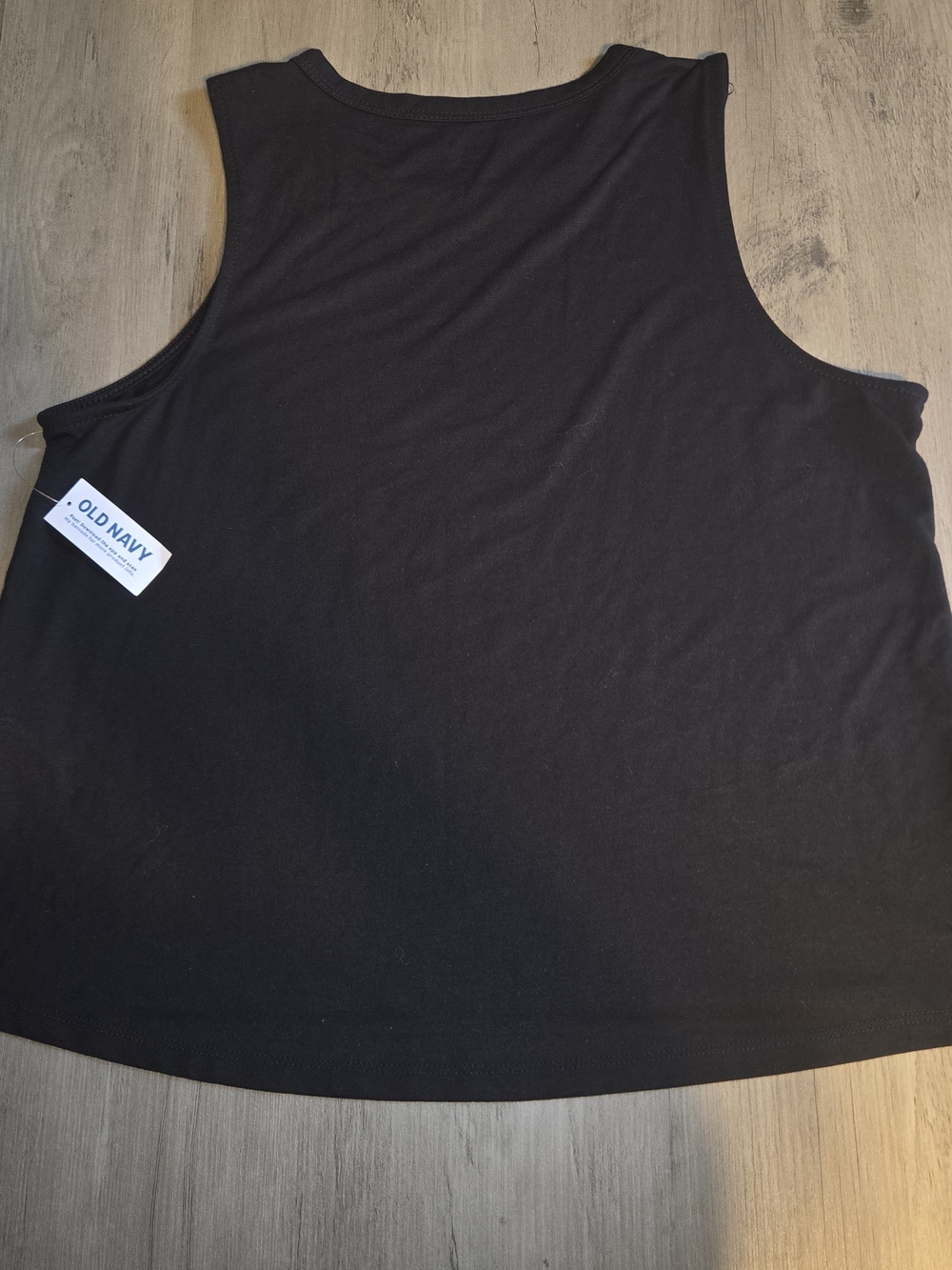 Old Navy Women’s Black Tank Top - Picture 4 of 4